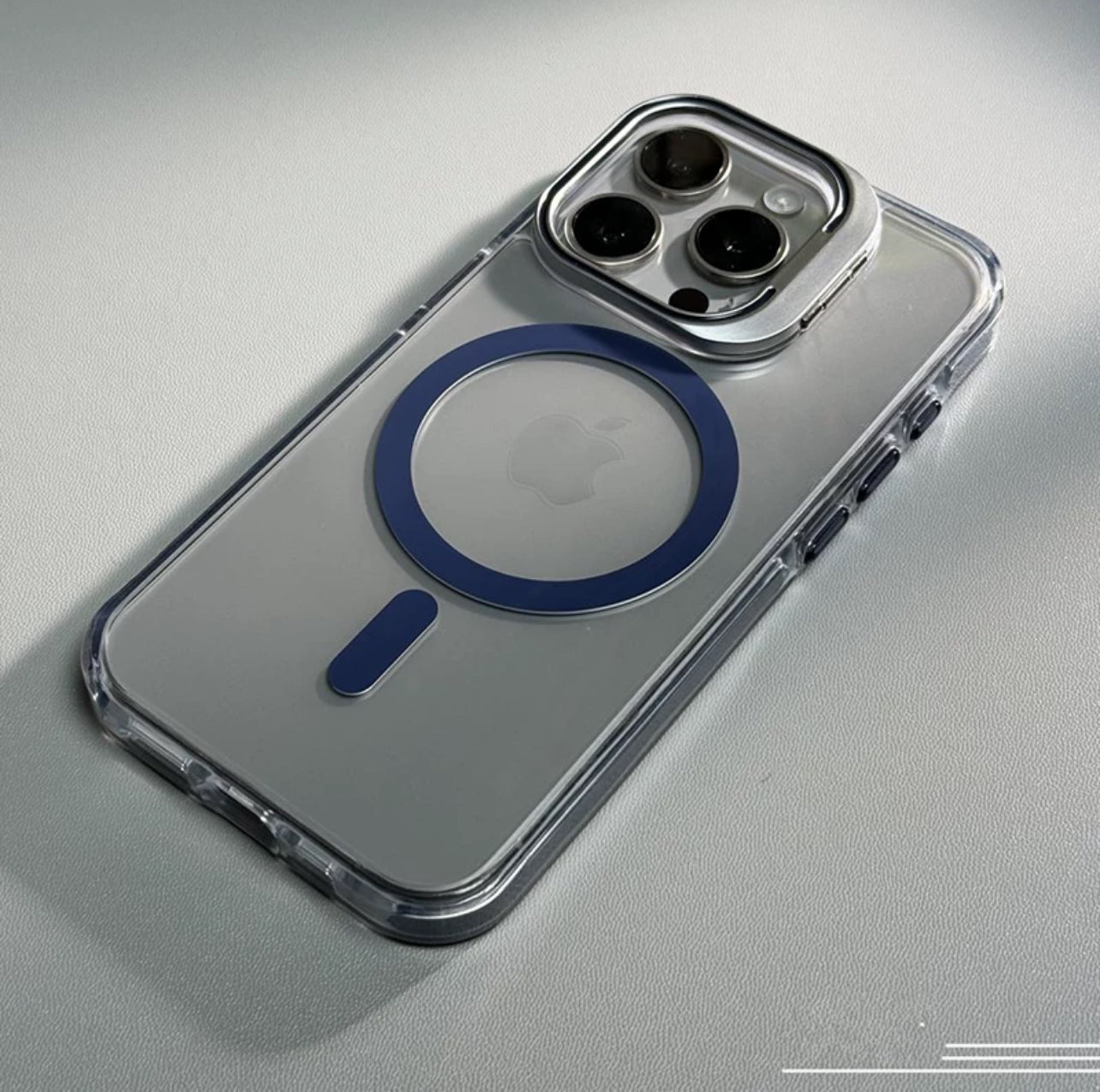 Magnetic Clear Case with Hidden Stand